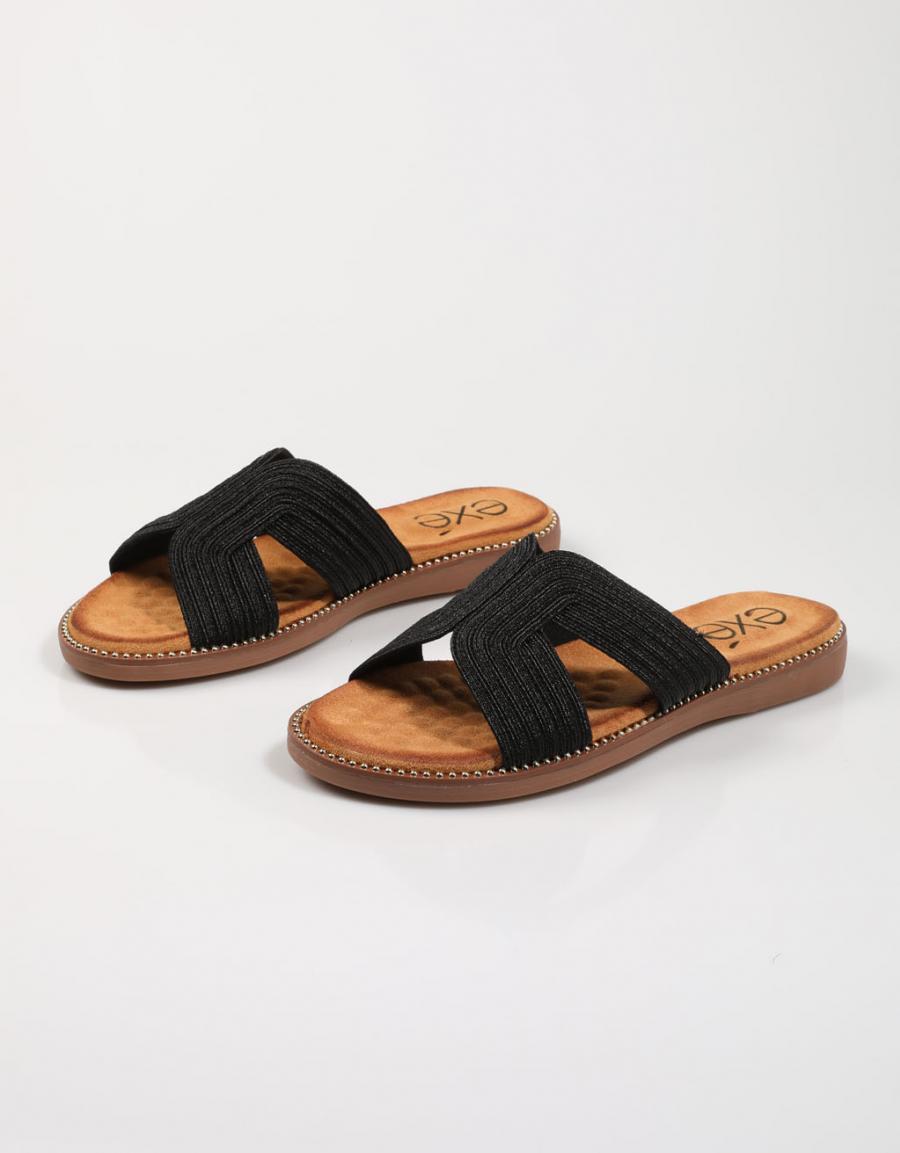 SANDALIAS EXE ZF1982 F5 en color Negro
