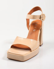 SANDALIAS CHIO 8205 en color Beige