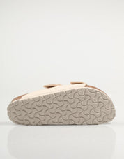 SANDALIAS BIRKENSTOCK ARIZONA en color Beige