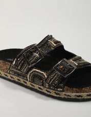 SANDALIAS ISTERIA 22061 en color Negro