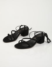SANDALIAS BRYAN 2605 en color Negro