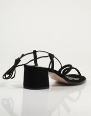SANDALIAS BRYAN 2605 en color Negro