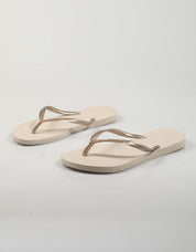 CHANCLAS HAVAIANAS SLIM en color Beige