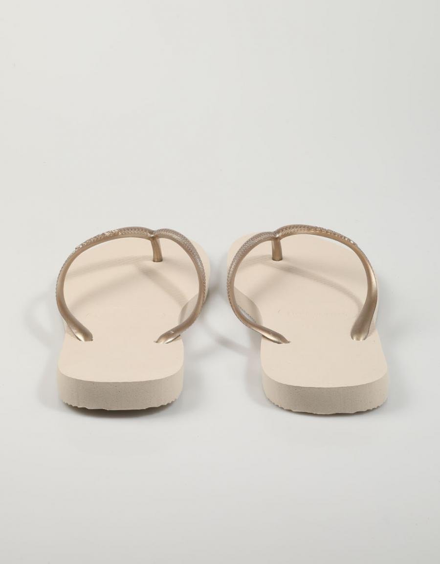 CHANCLAS HAVAIANAS SLIM en color Beige
