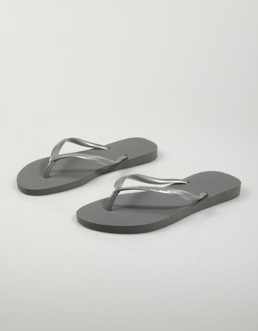 CHANCLAS HAVAIANAS SLIM en color Gris