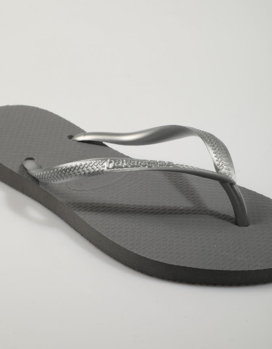 CHANCLAS HAVAIANAS SLIM en color Gris