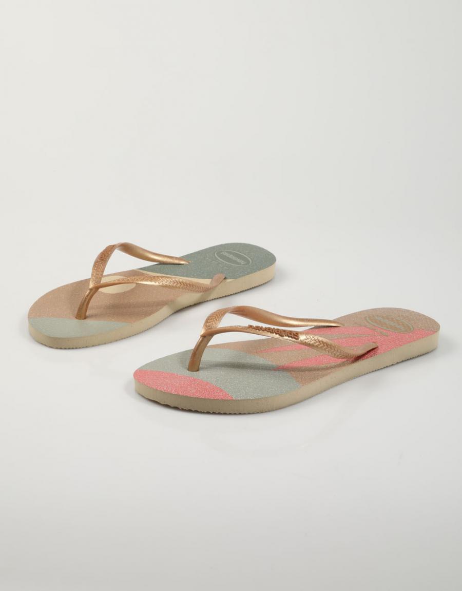CHANCLAS HAVAIANAS SLIM en color Oro