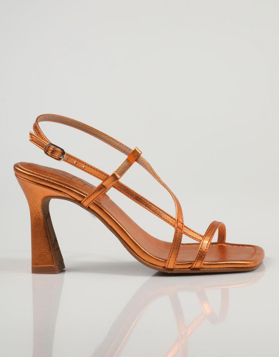 SANDALIAS REBECCA HOPE 2112 en color Naranja