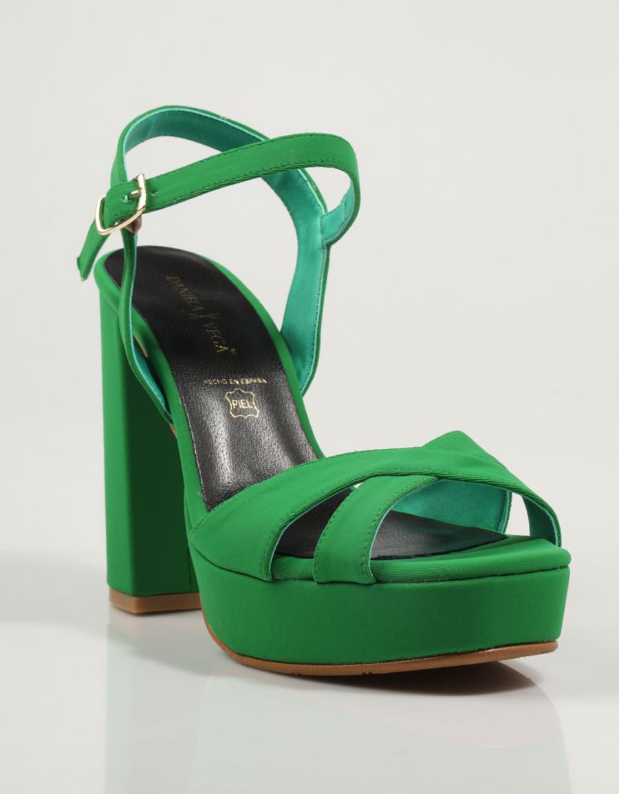 SANDALIAS REBECCA HOPE 1819 en color Verde