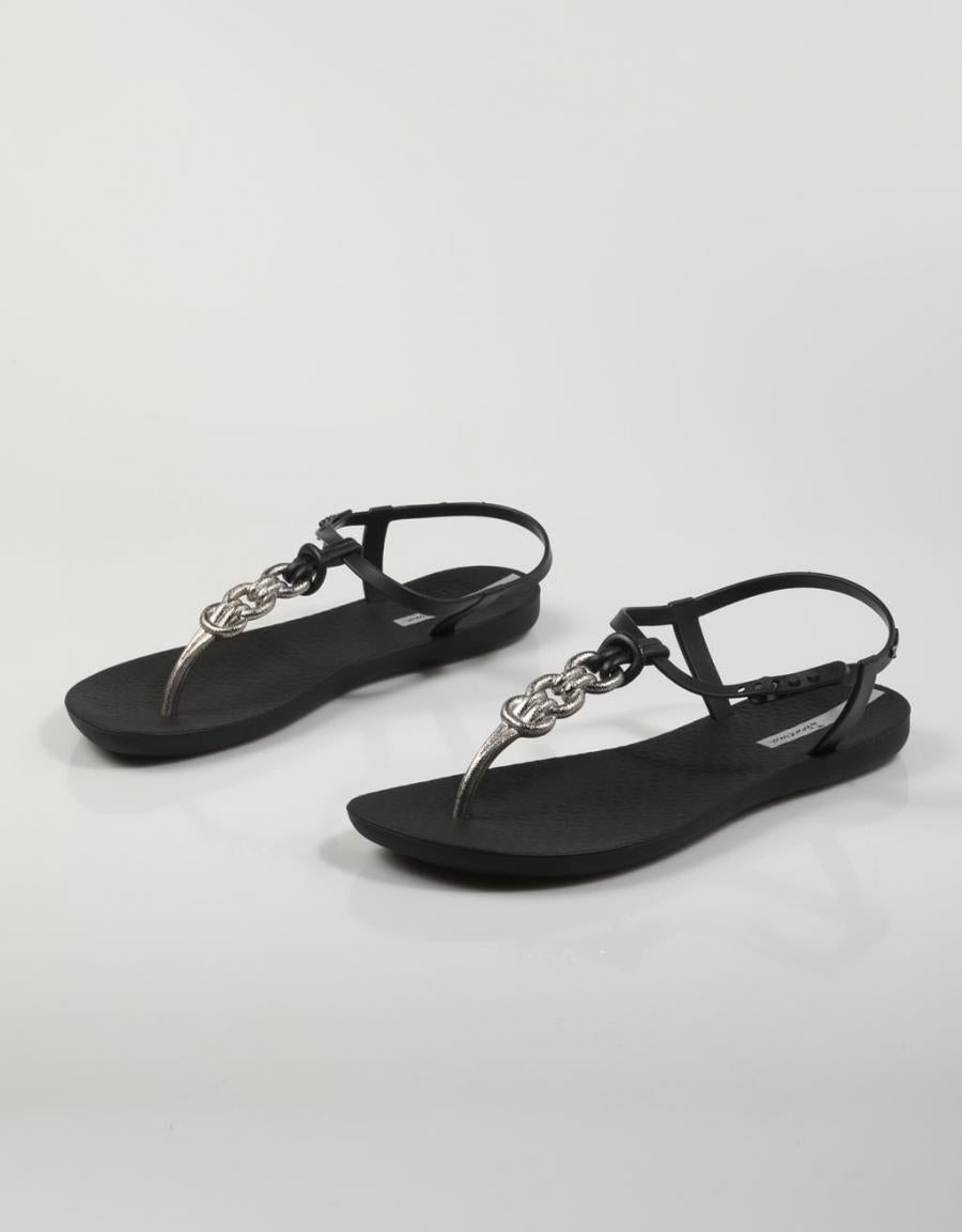 CHANCLAS IPANEMA 83183 -  CLASS CHARM II F en color Negro