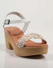 SANDALIAS REBECCA HOPE 5042 en color Blanco