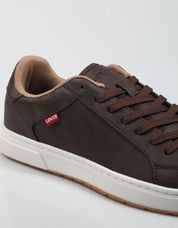 ZAPATILLAS LEVIS PIPER en color Marron