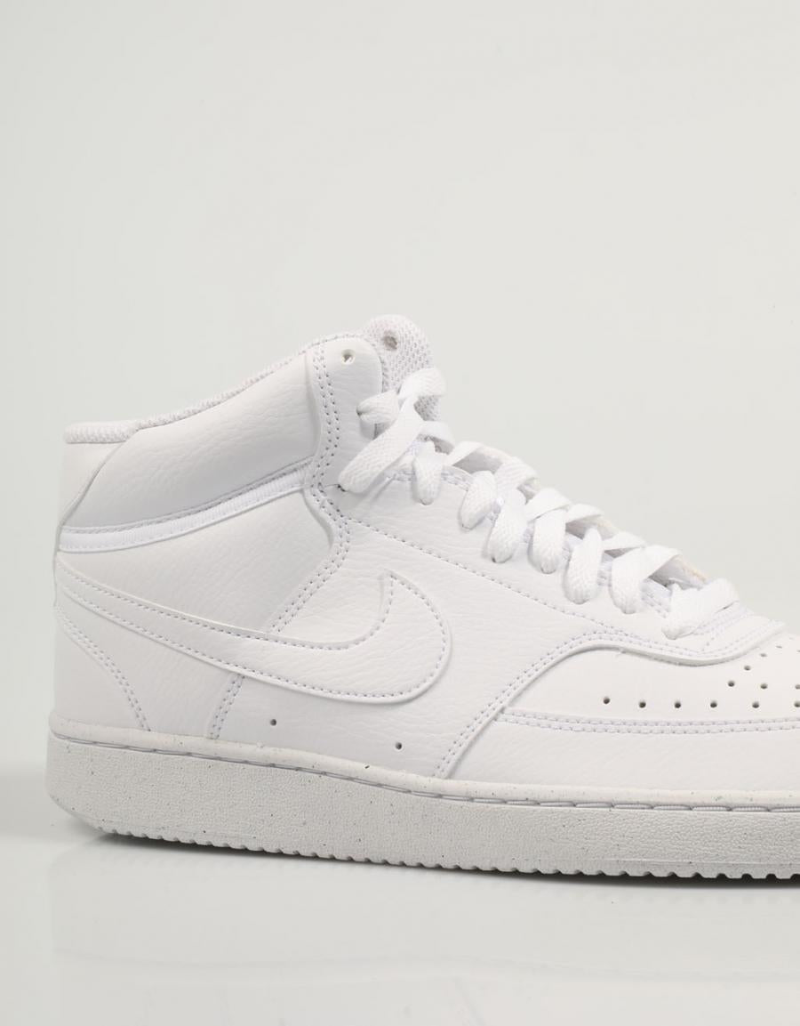 ZAPATILLAS NIKE COURT en color Blanco