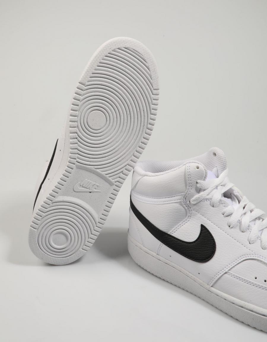 ZAPATILLAS NIKE COURT en color Blanco