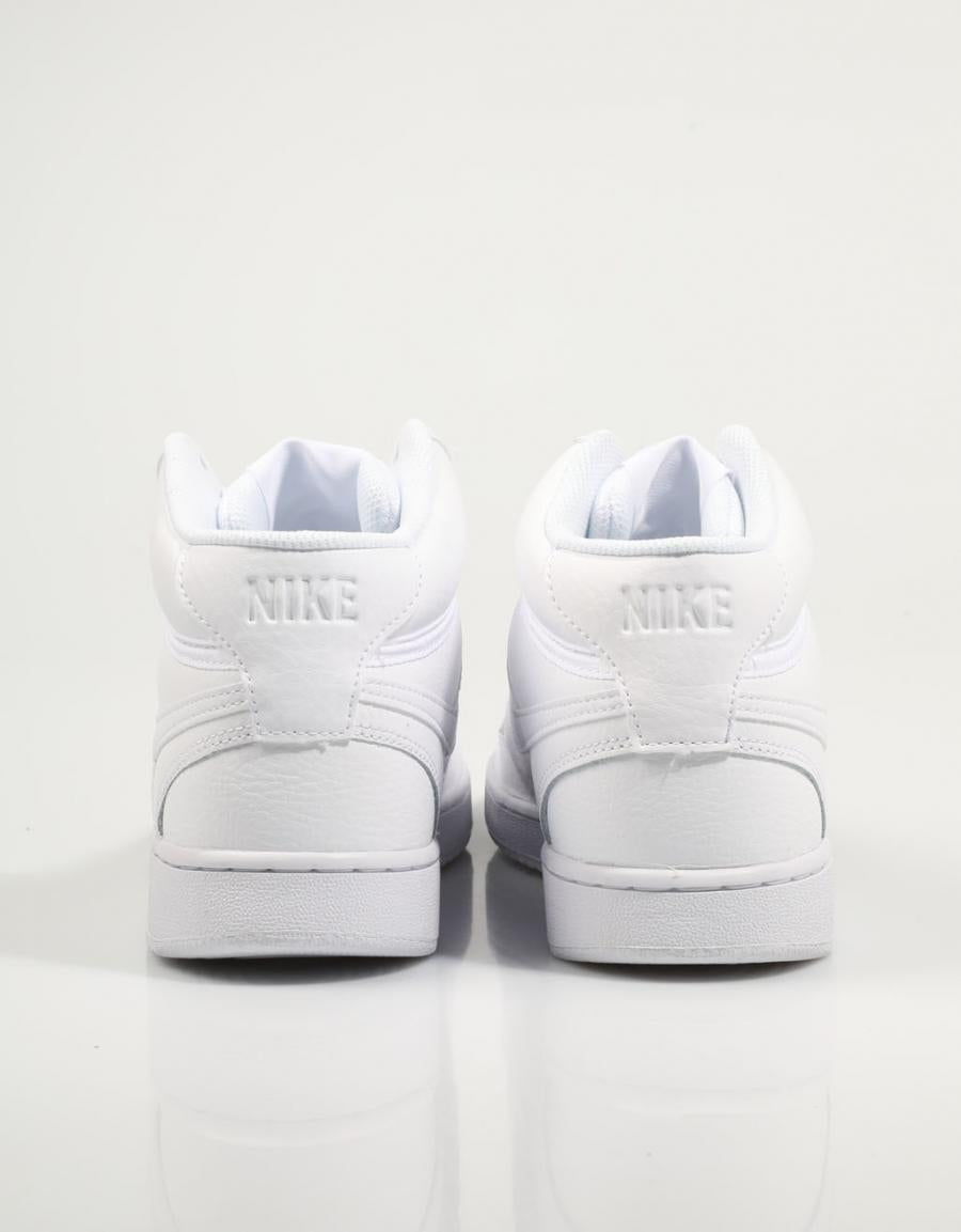 ZAPATILLAS NIKE COURT en color Blanco