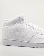 ZAPATILLAS NIKE COURT en color Blanco