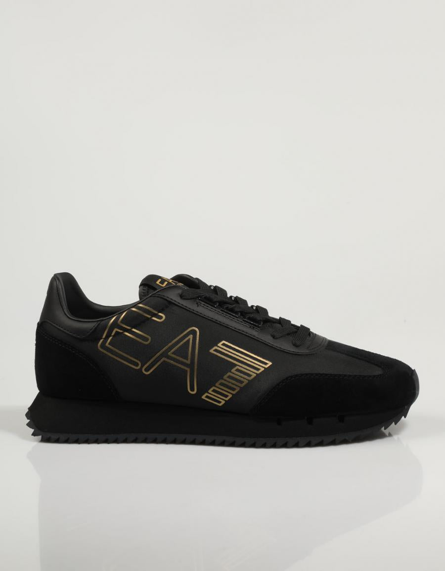ZAPATILLAS ARMANI EA7 TRAINING XK257 X8X101 en color Negro
