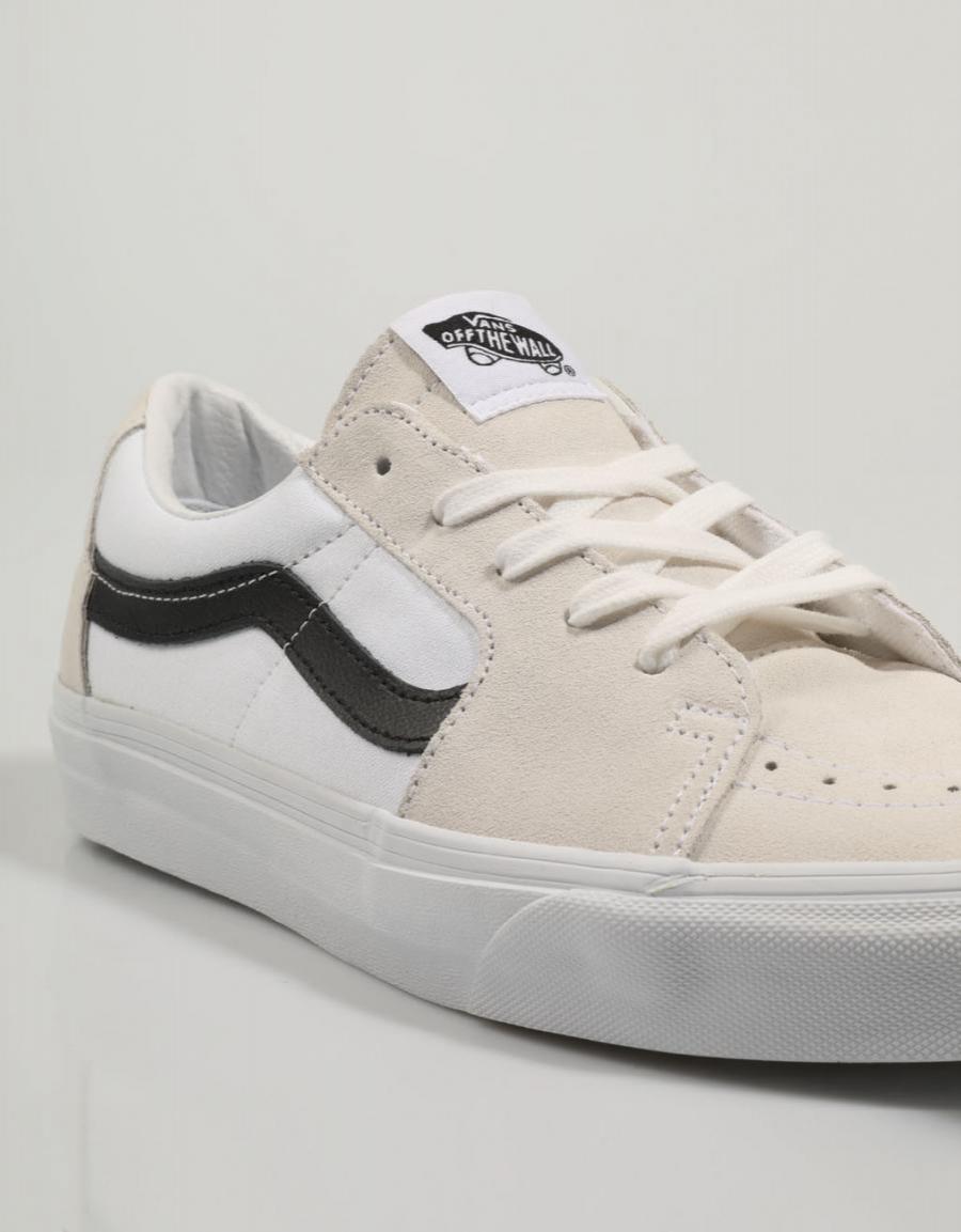 ZAPATILLAS VANS UA SK8 LOW CONTRAST en color Beige