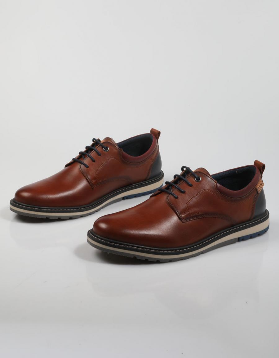 ZAPATOS SPORT PIKOLINOS BERNA M8J 4183 en color Cuero