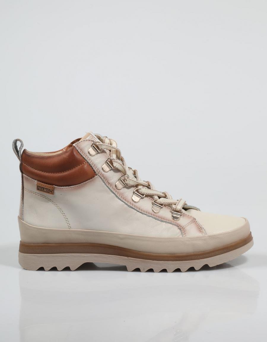 BOTINES PIKOLINOS VIGO W3W 8564C1 ALMOND en color Hielo
