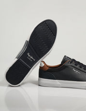 ZAPATILLAS PEPE JEANS KENTON COURT - PMS30839 en color Azul marino