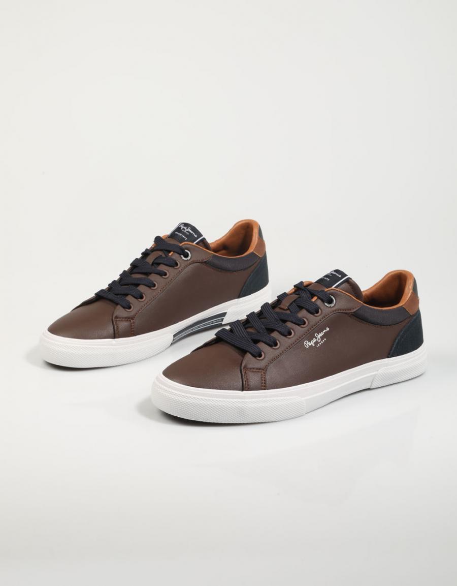 ZAPATILLAS PEPE JEANS KENTON COURT - PMS30839 en color Cuero