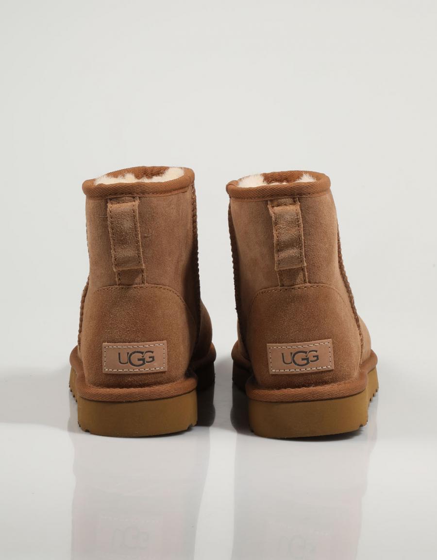 BOTINES UGG CLASSIC en color Amarillo