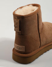 BOTINES UGG CLASSIC en color Amarillo