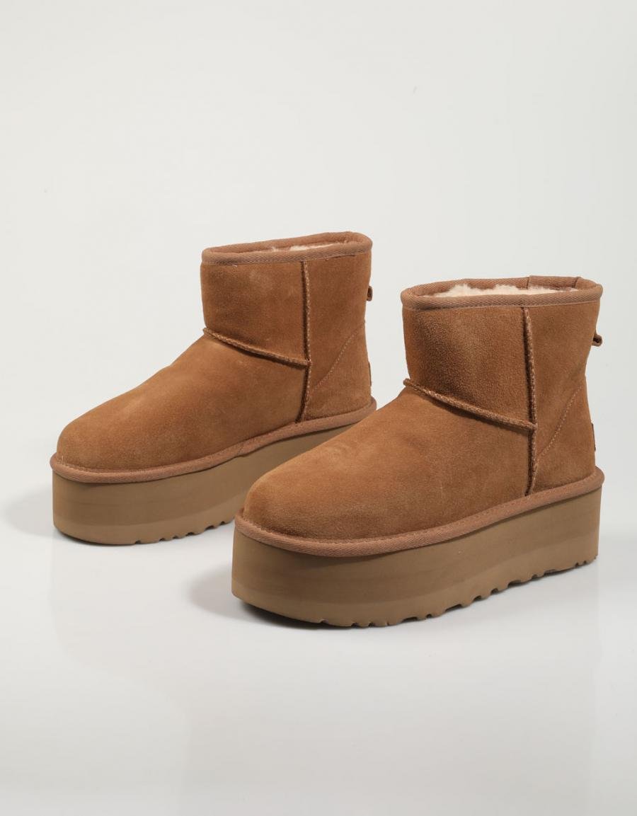 BOTINES UGG CLASSIC MINI PLATFORM en color Amarillo