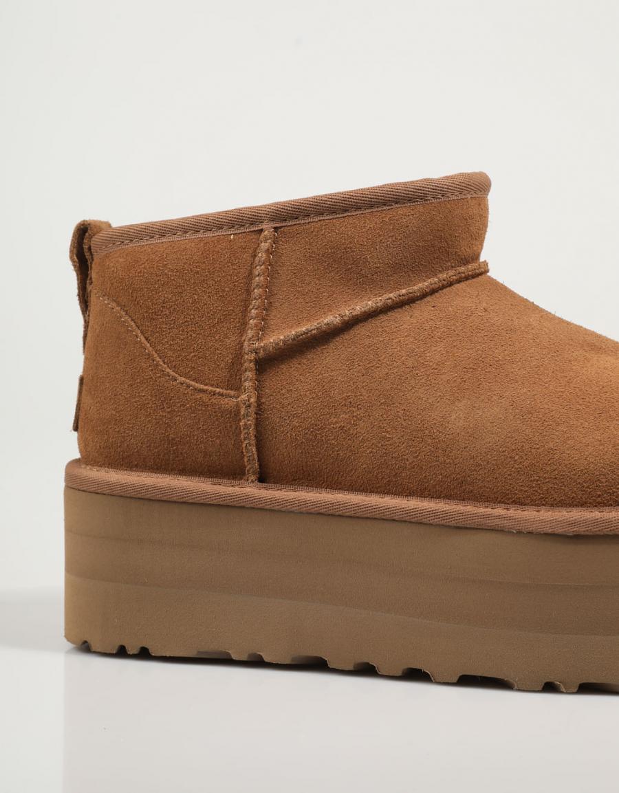 BOTINES UGG CLASSIC ULTRA  MINI PLATFORM en color Amarillo