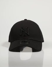 GORRA NEW ERA LEAGUE ESSENTIAL 9FORTY en color Negro
