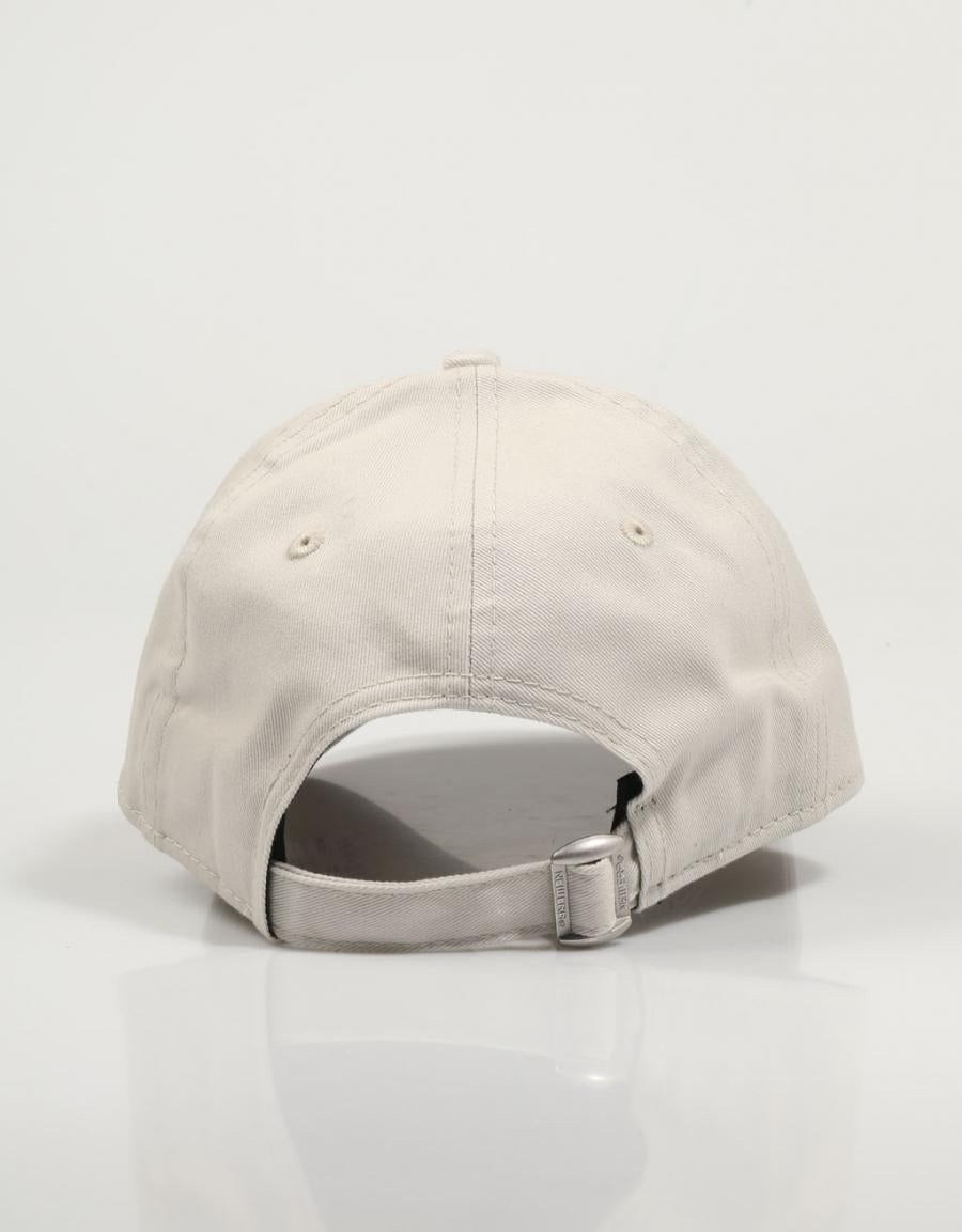 GORRA NEW ERA 9FORTY en color Beige