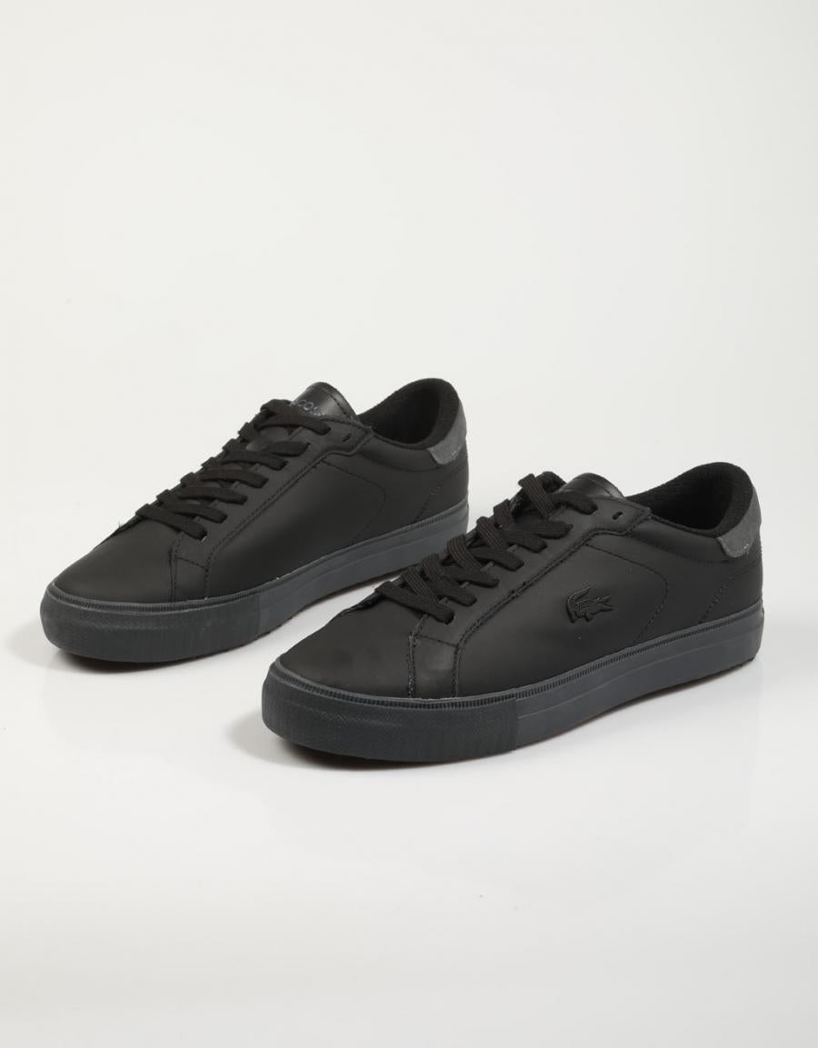 ZAPATILLAS LACOSTE POWERCOURT WNTR 222 1 SMA en color Negro