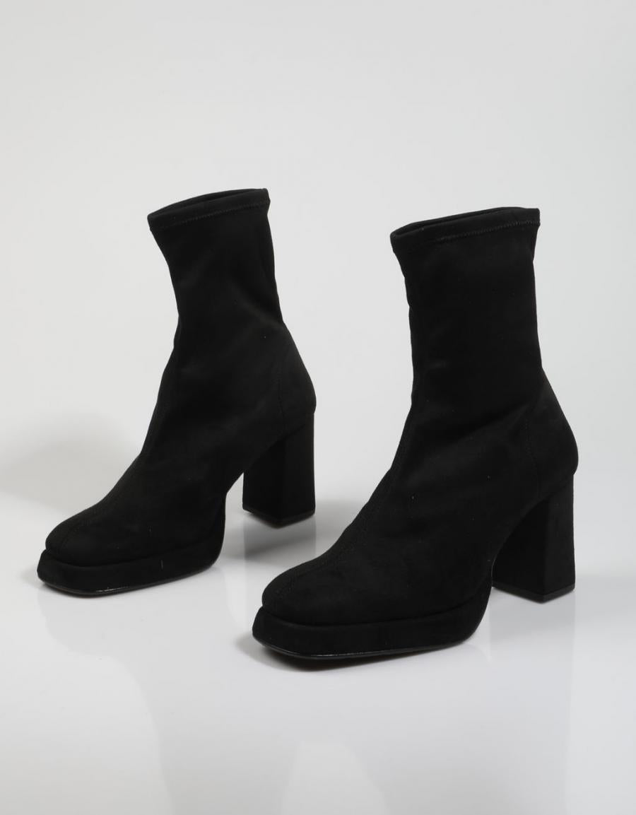 BOTINES REBECCA HOPE P1935 en color Negro