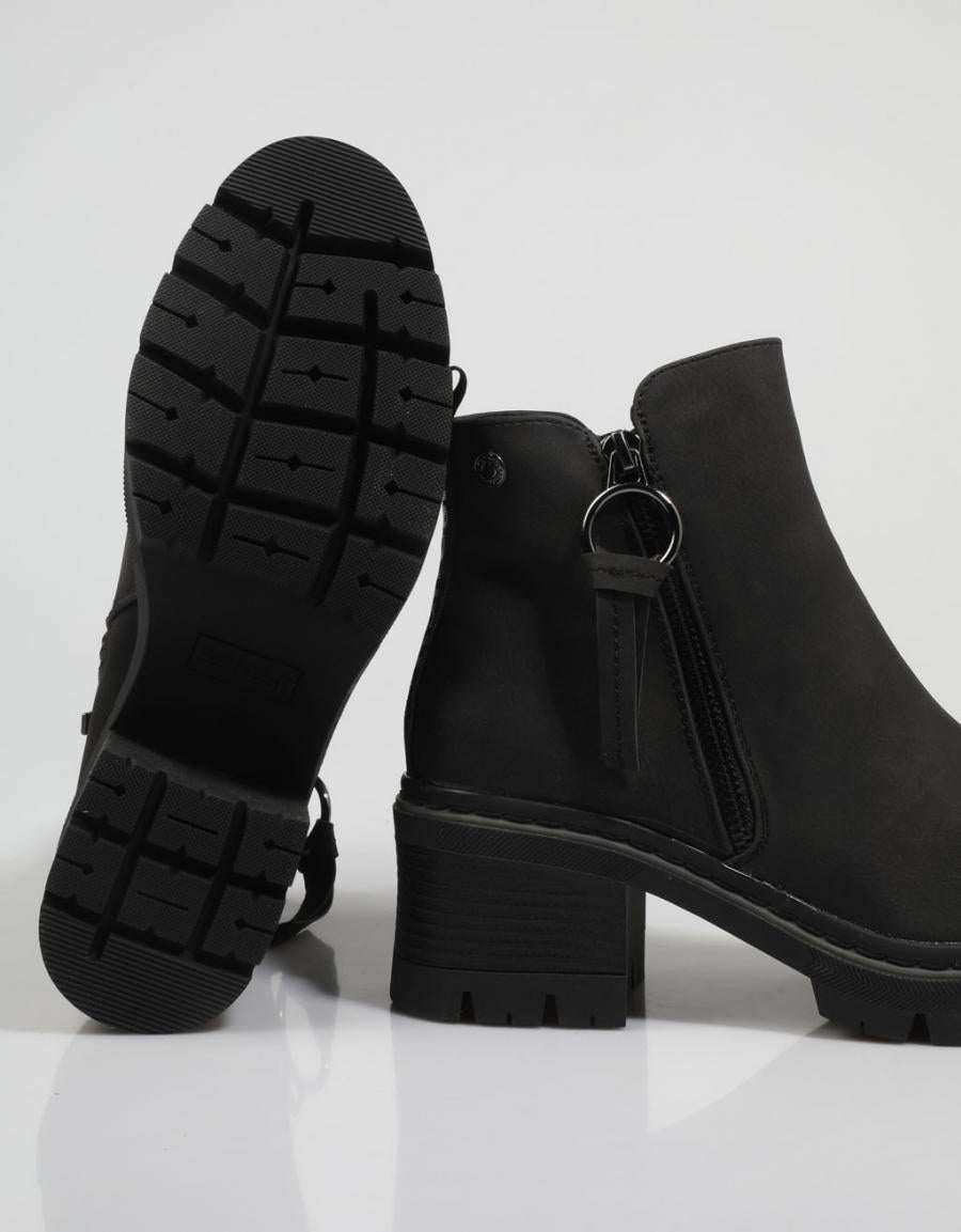 BOTINES REFRESH 170442 en color Negro