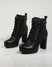 BOTINES REFRESH 78971 en color Negro