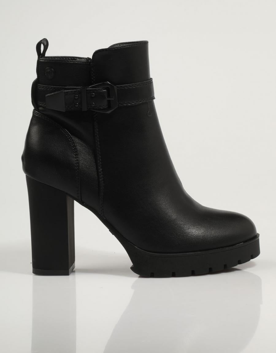 BOTINES REFRESH 170445 en color Negro
