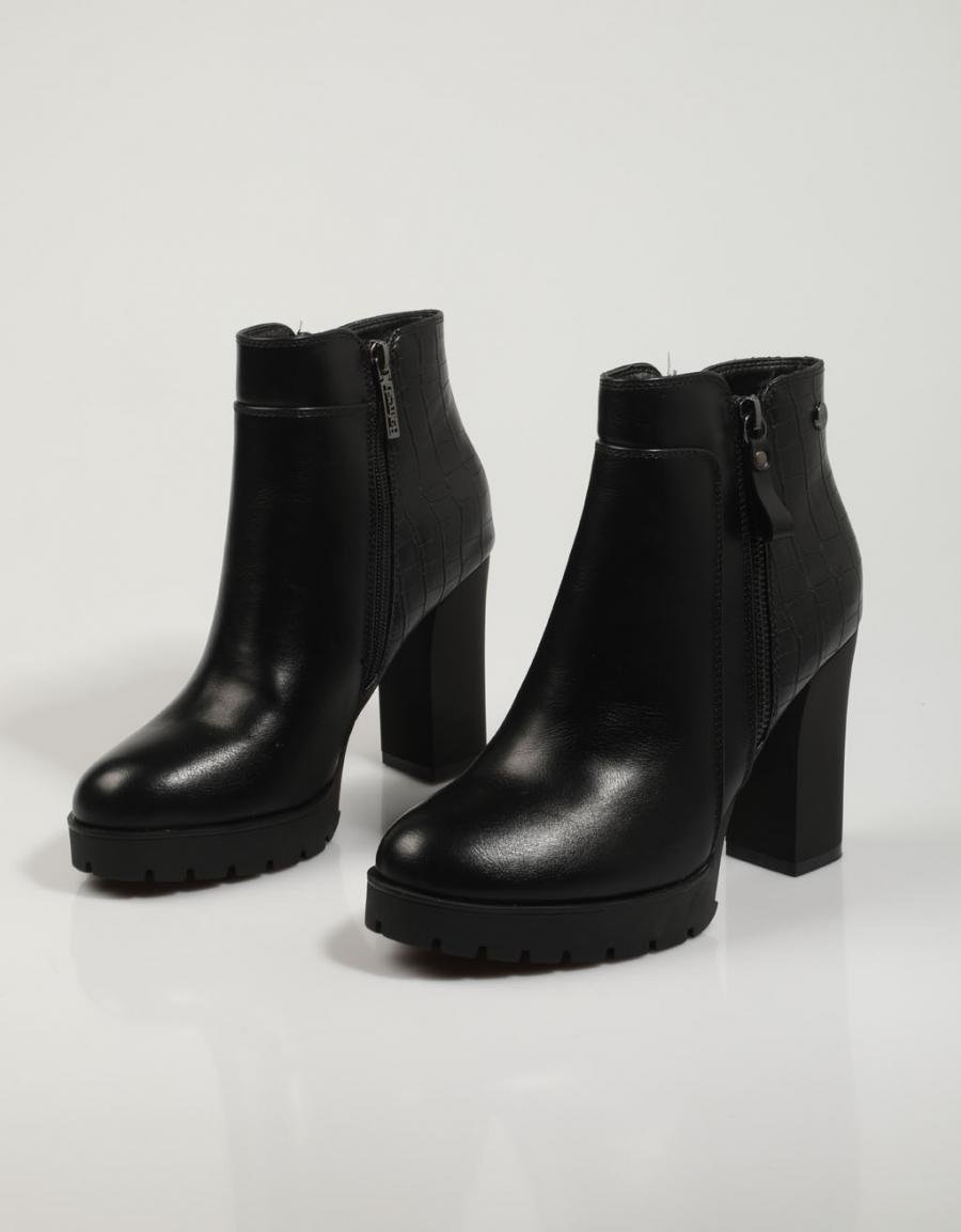 BOTINES REFRESH 170432 en color Negro