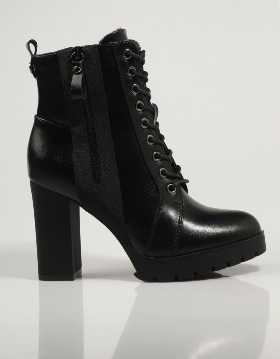 BOTINES REFRESH 170446 en color Negro
