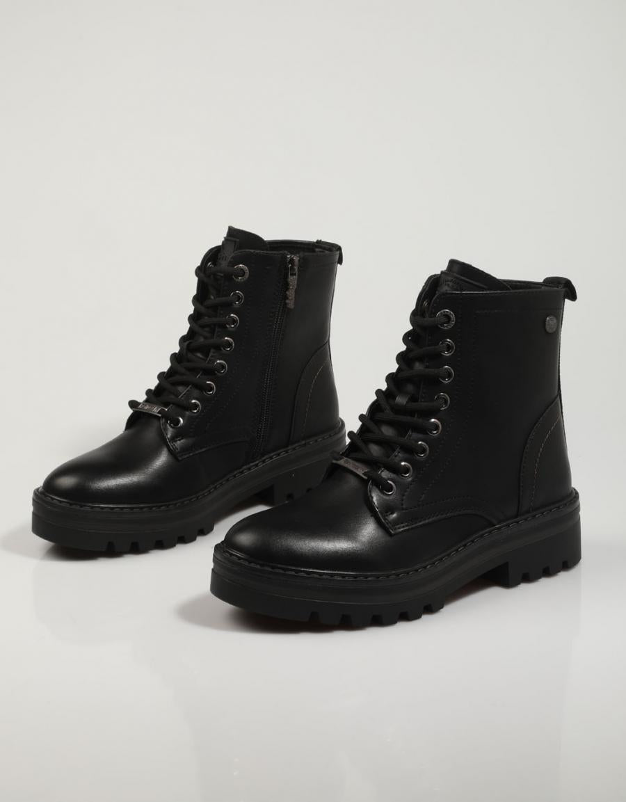 BOTINES REFRESH 72544 en color Negro