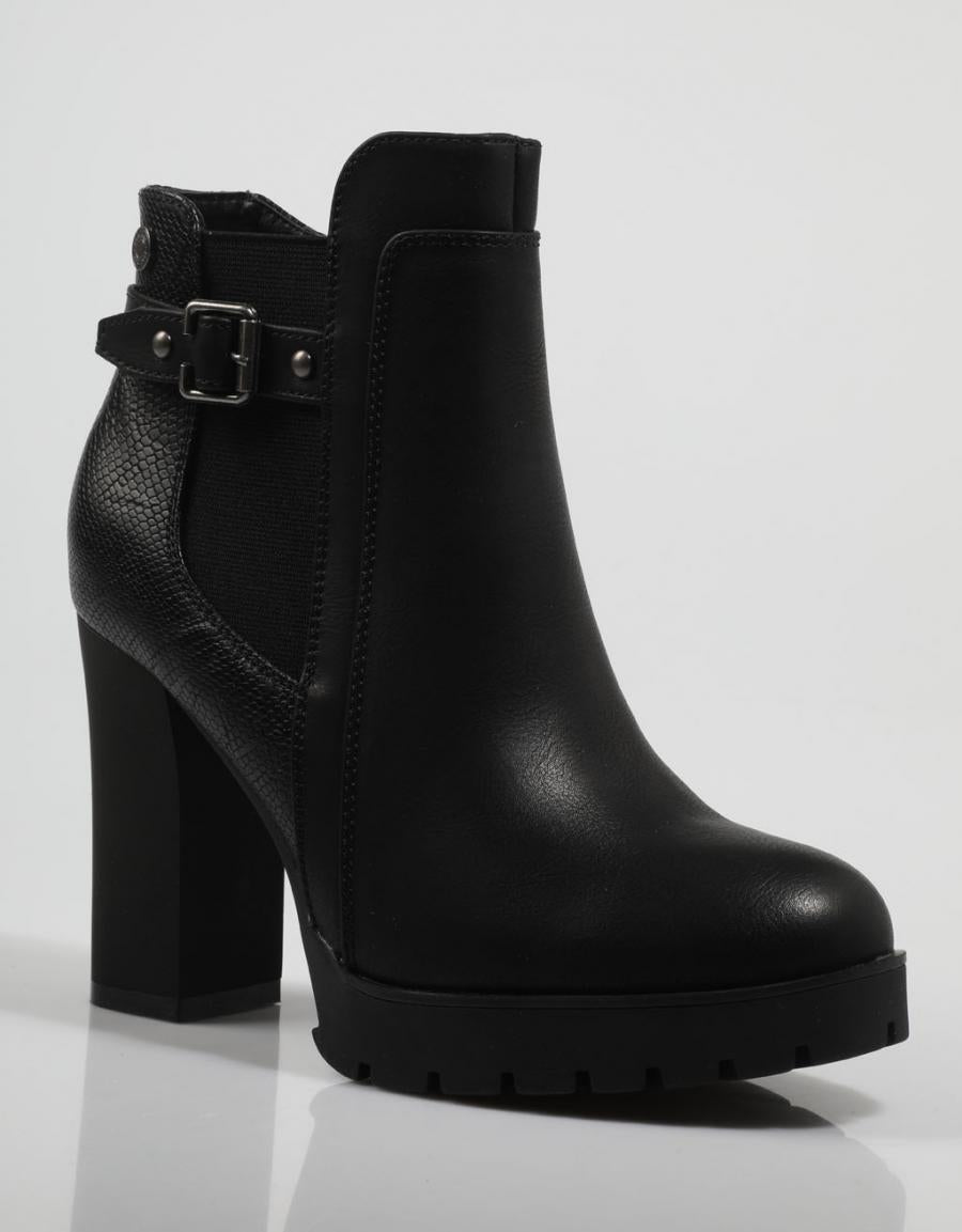 BOTINES REFRESH 170443 en color Negro