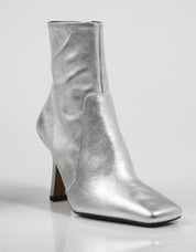 BOTINES CHIO 8530 en color Plata