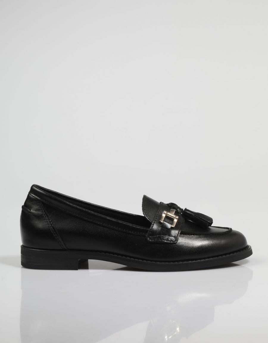 ZAPATOS SPORT REBECCA HOPE 1120 en color Negro