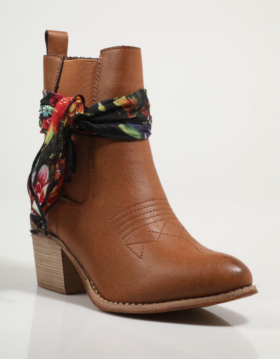 BOTINES CHIKA10 LILY 22 en color Cuero