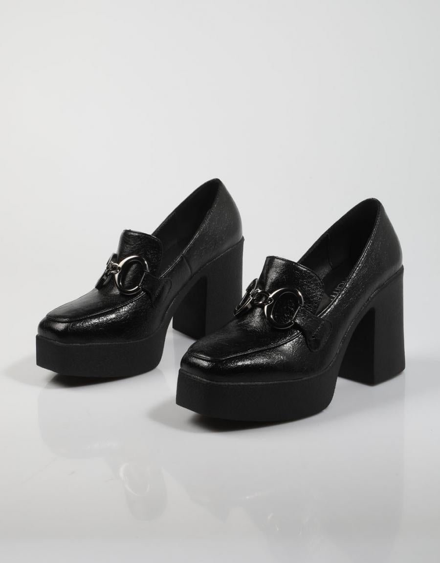 ZAPATOS VESTIR NOA HARMON 9089 HAMPTON en color Negro