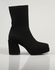 BOTINES NOA HARMON 9162 REGINA en color Negro
