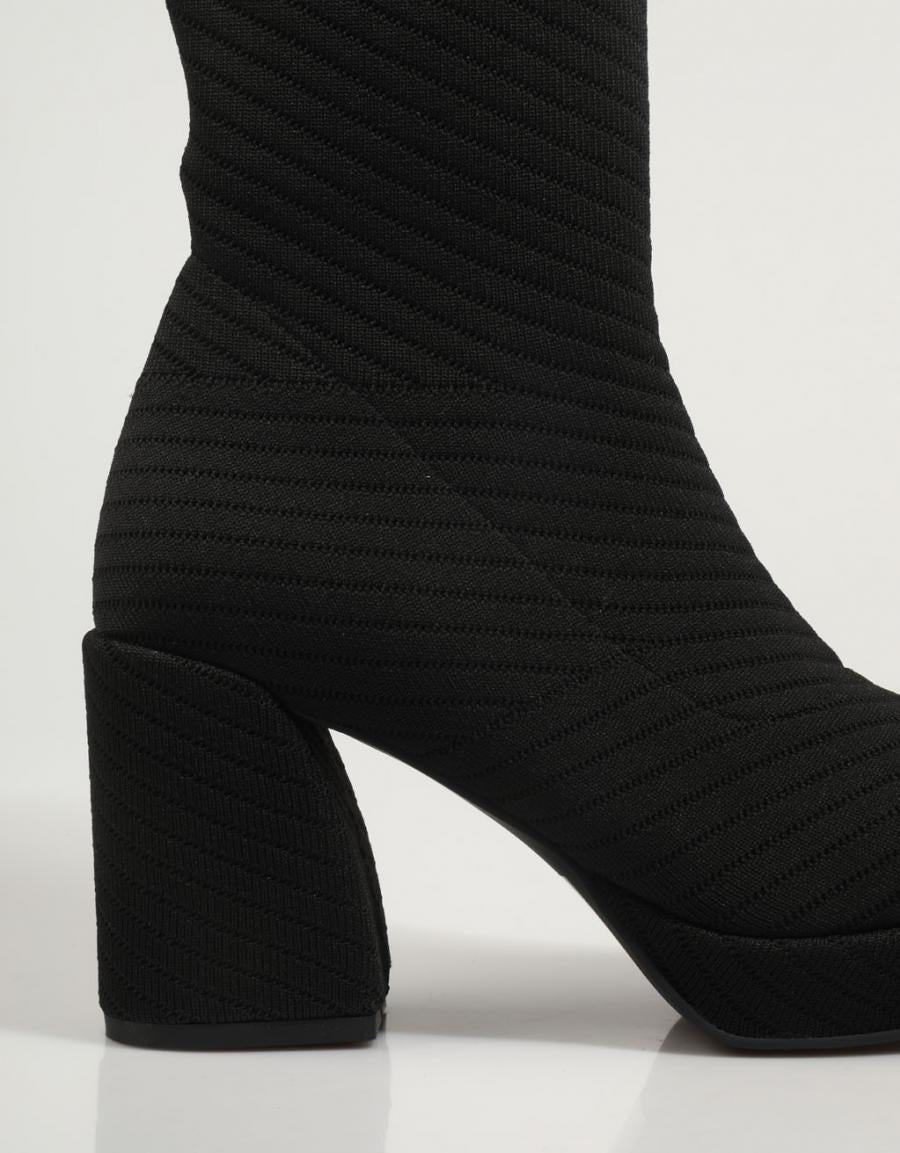 BOTINES NOA HARMON 9162 REGINA en color Negro