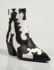 BOTINES NOA HARMON VIRGINIA 9097 en color Negro