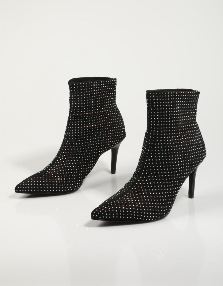 ZAPATILLAS LA STRADA 1934067 en color Negro