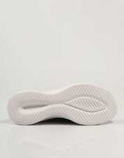 ZAPATILLAS SKECHERS ULTRA en color Negro